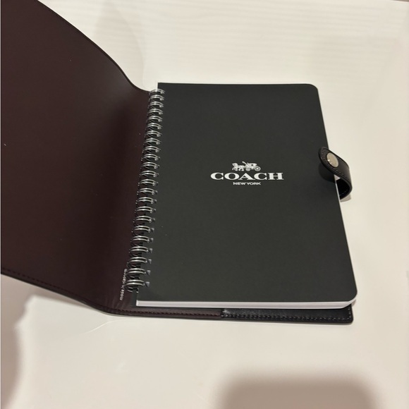 NWT Coach Black with Silver Stars Leather Notebook - Picture 4 of 7
